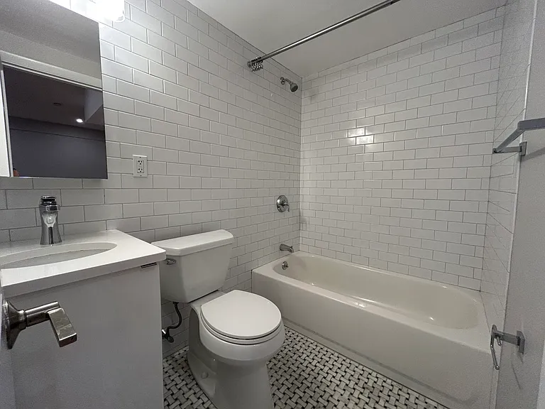 829 Boylston St #101 — Photo 9