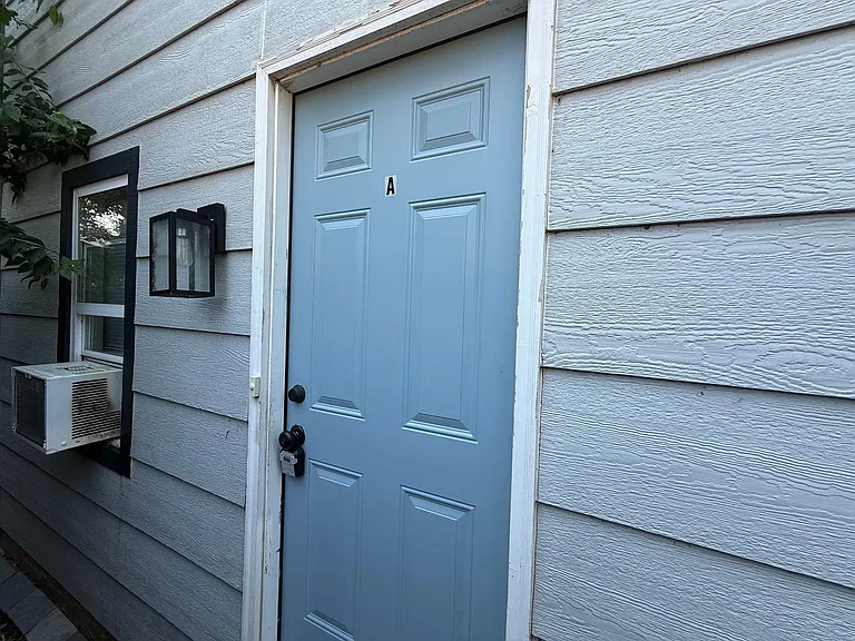 1612 N Villa Ave — Photo 14