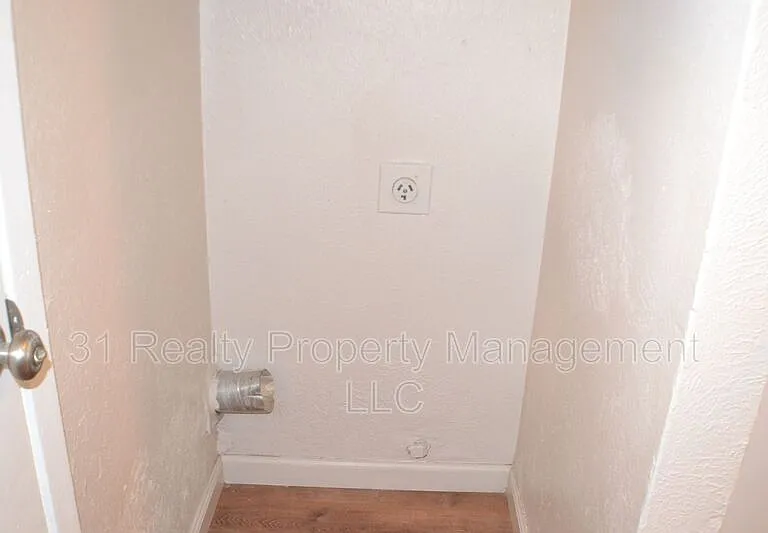 1520 Pebblewood Dr — Photo 8