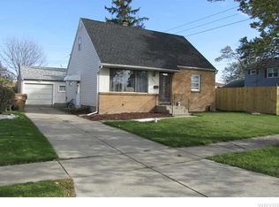284 Nagel Dr, Cheektowaga, NY