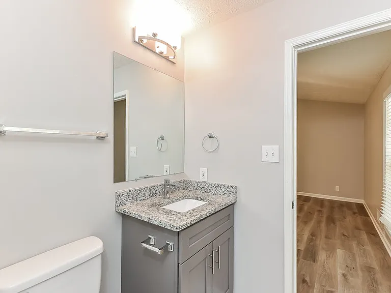 2145 Atkinson Ln — Photo 10
