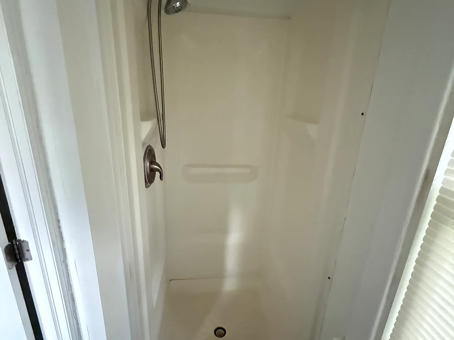 1 bed, $1,300 — Photo 4