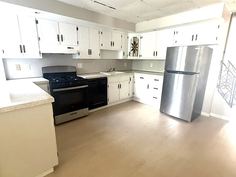 1614 Price St #1 — Photo 1