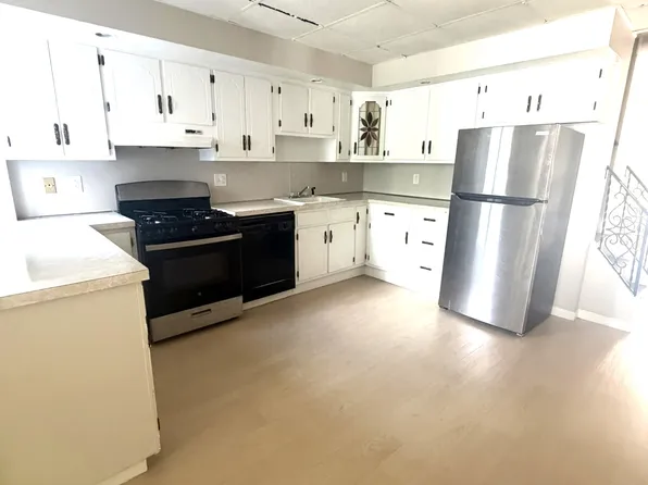 1614 Price St #1, Scranton, PA 18504