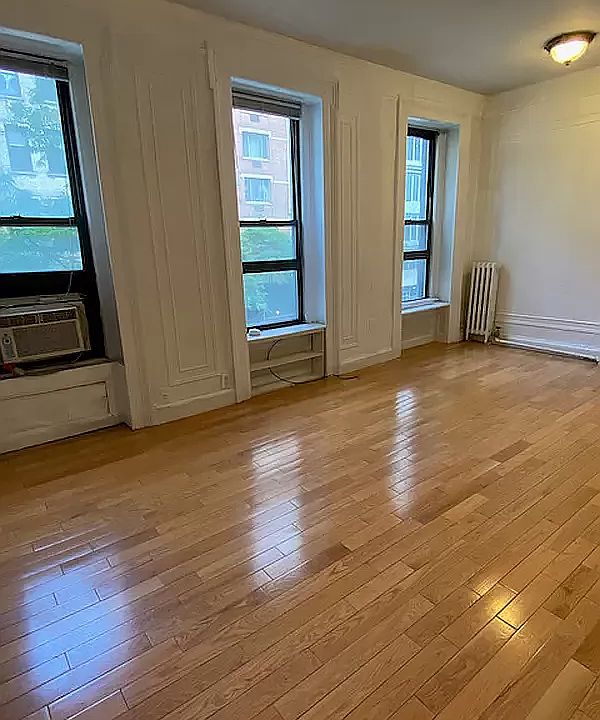 1st image of 176 Lexington Ave #3