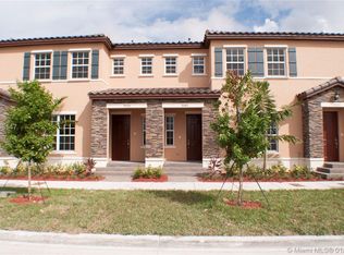 9541 SW 171st Pl, Miami, FL 33196