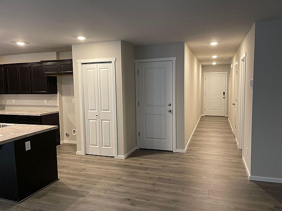 5th image of 18760 108th Ave E #678