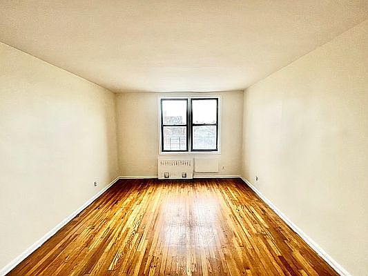 5th image of 41-40 Denman St #F5