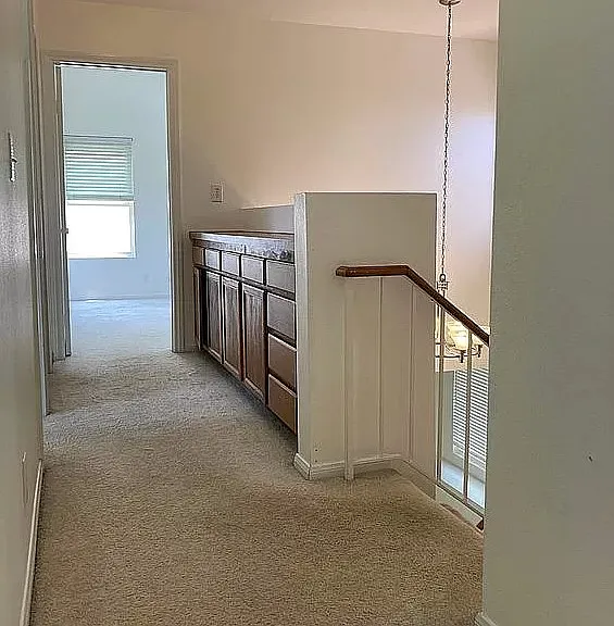 13482 Entreken Ave — Photo 5