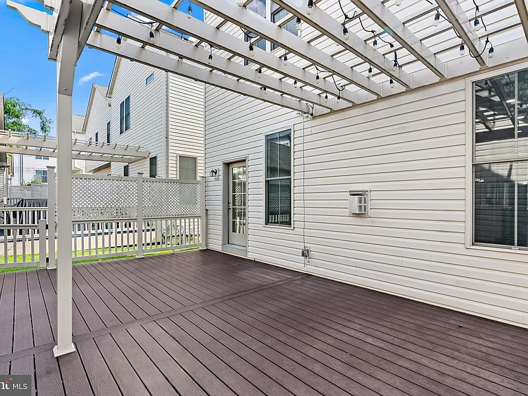 22237 Fulmer Ave — Photo 31