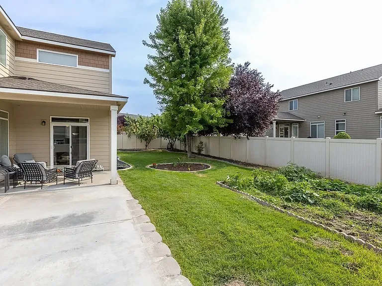 1653 Brantingham Rd — Photo 31