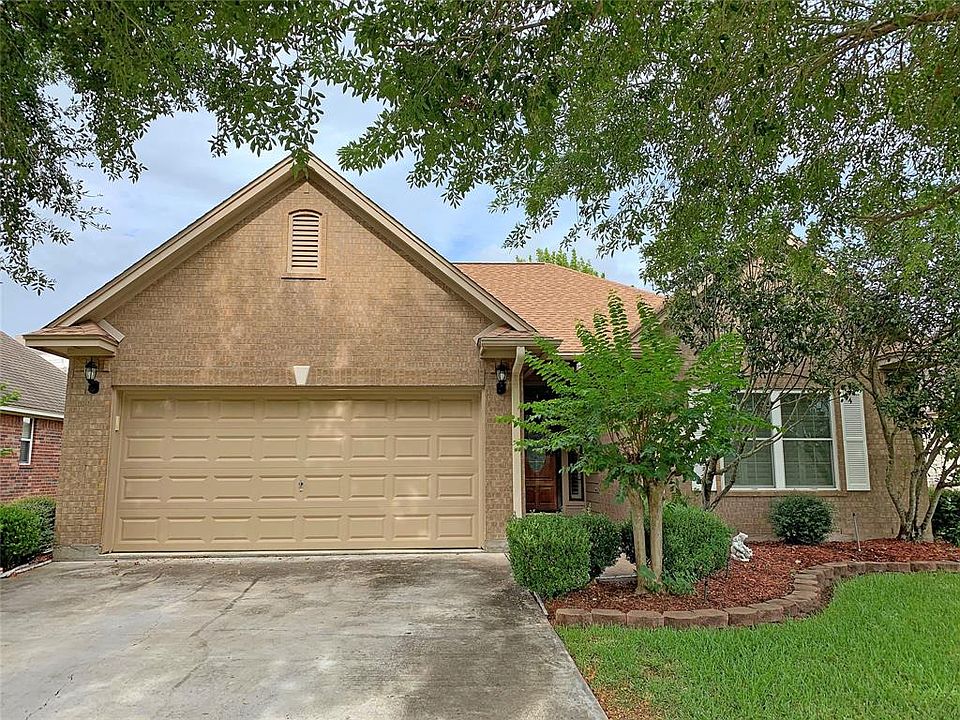 1st image of 71 Tangerine Ct