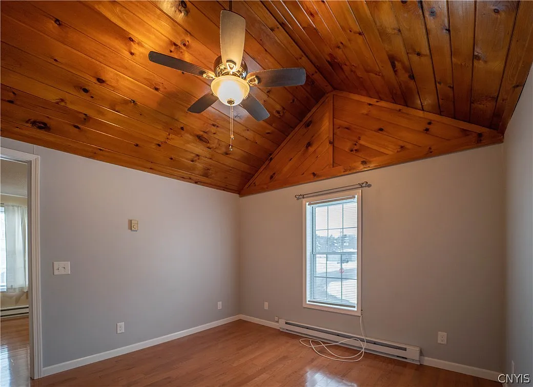 1 bed, 1.0 bath, 2754 sqft, $750 — Photo 3