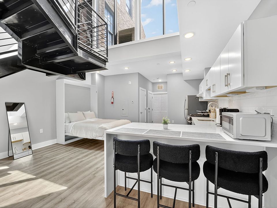1st image of 1534 14th St NW #4