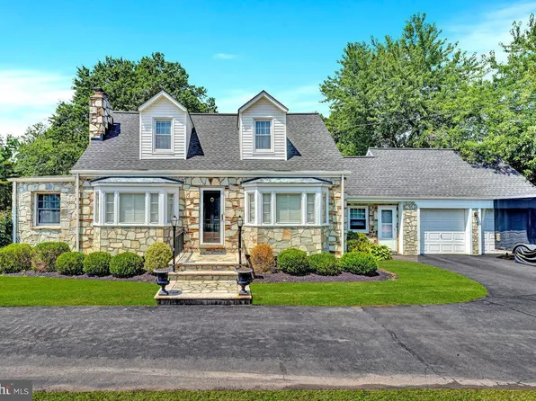 2371 Pennington Rd, Pennington, NJ 08534