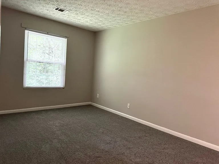 662 Bellemeade Dr — Photo 14
