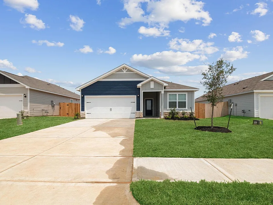 700 Jasmine Ridge Ln