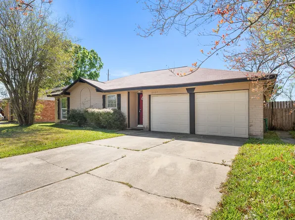 13527 Montaigne Dr, Houston, TX 77065