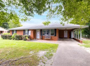 871 Watts Dr, Sumter, SC 29154