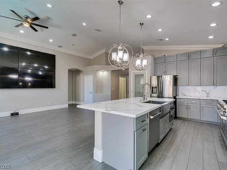 10002 Long Barrow Ct — Photo 24