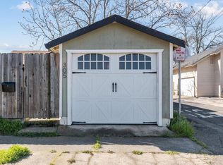 305 3rd St, Roseville, CA