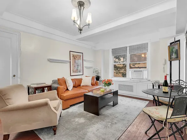 304 W 75th St APT 5C, Manhattan, NY 10023