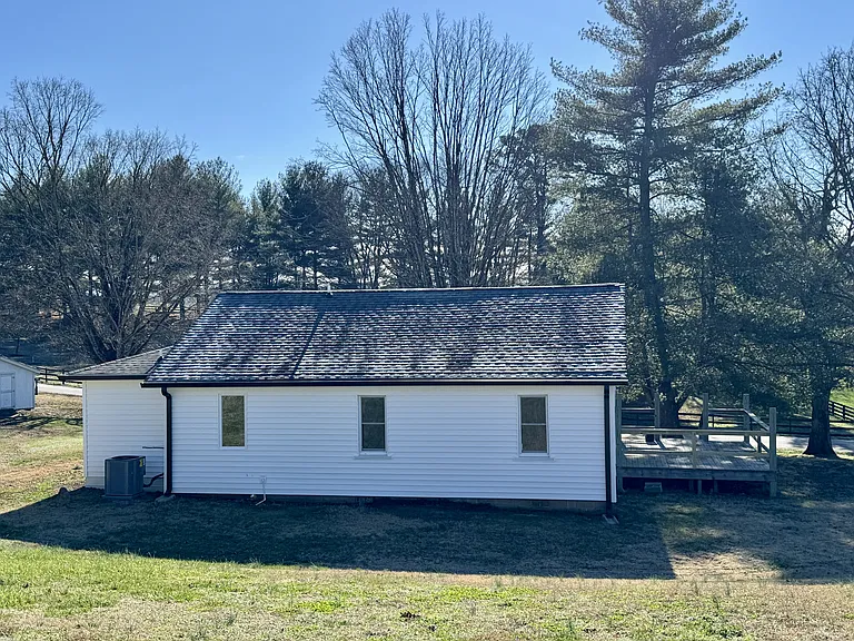 6173 Unitia Rd — Photo 15