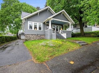 39 Kosta St, Worcester, MA 01607