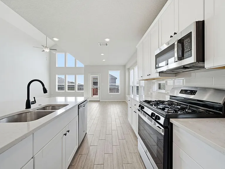 12071 Pitcher Rd — Photo 12