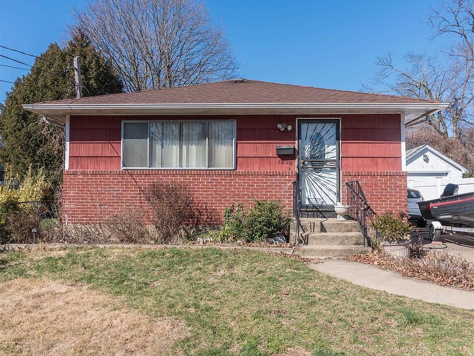1st image of 1210 Waterview Dr
