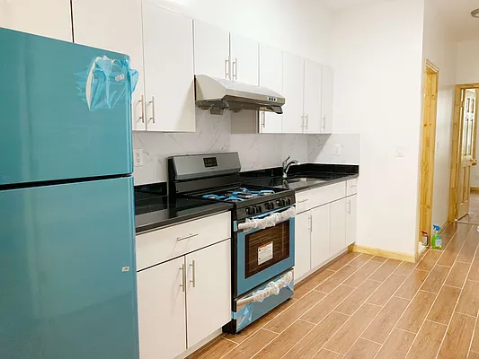 Rented by Compass | media 16