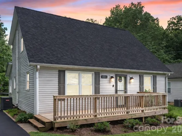 2146 Marwood Ln, Albemarle, NC 28001