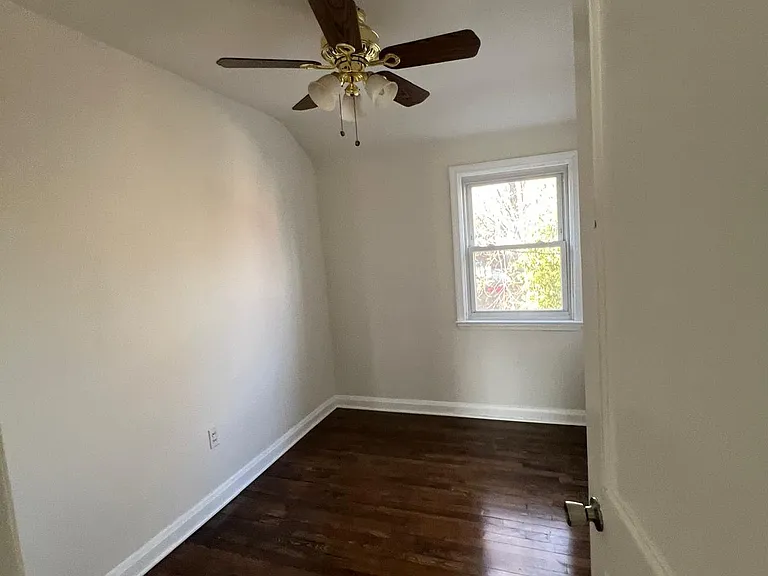 603 Braeside Rd — Photo 18