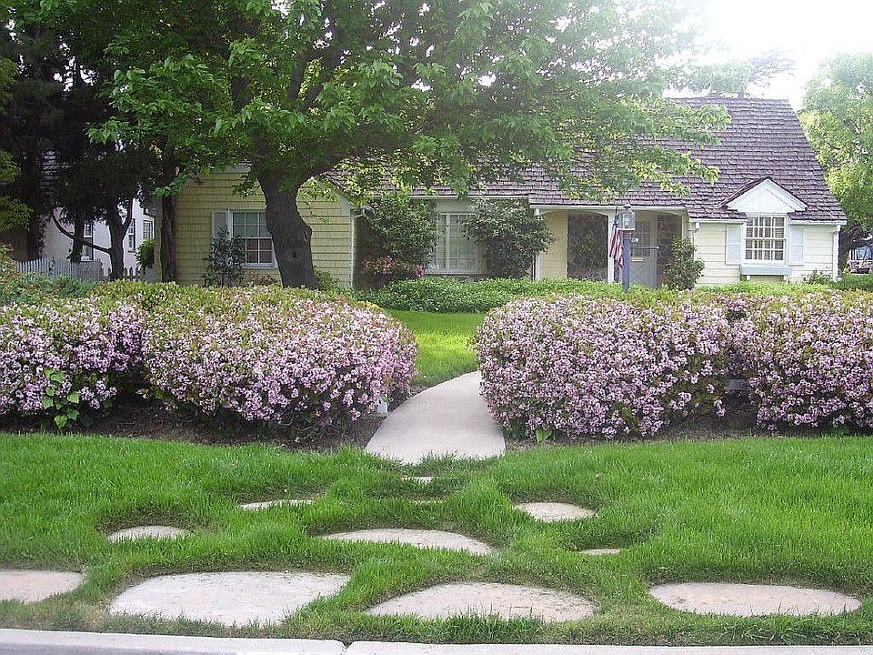 2nd image of 6355 Orion Ave