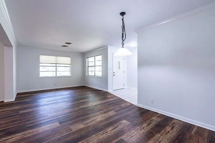 12504 Silver Spur — Photo 7