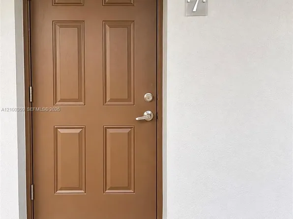 401 NW 43rd Ct, Fort Lauderdale, FL