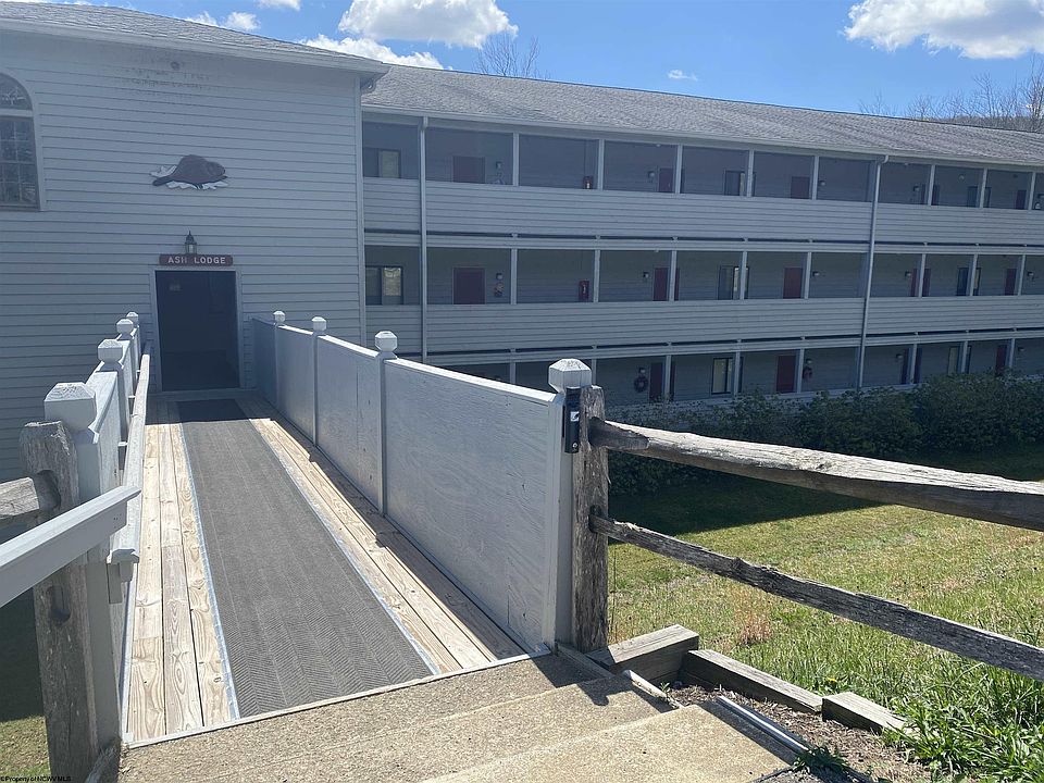 1st image of 31 Ash Lodge Ct #107