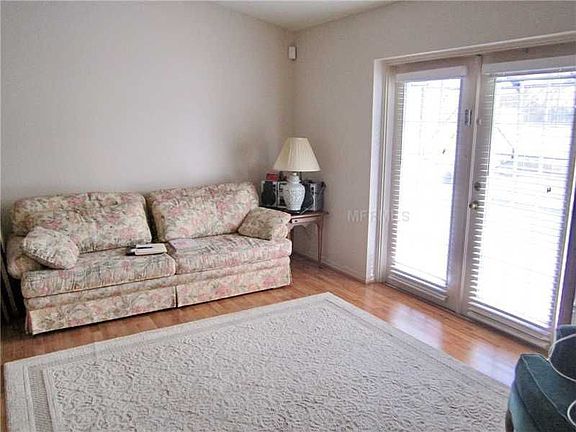 3rd image of 10453 Sandrift Ave