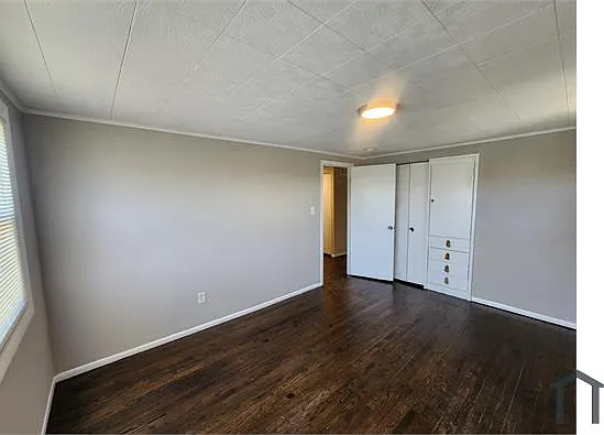 1008 Foxridge Ln — Photo 23