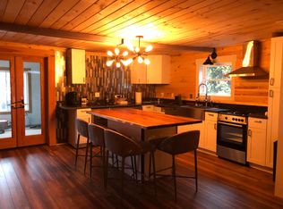 93 Roberts Shore Rd, Liberty, ME 04949