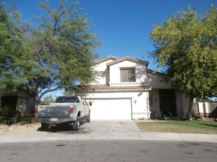 1st image of 2915 N 115th Dr