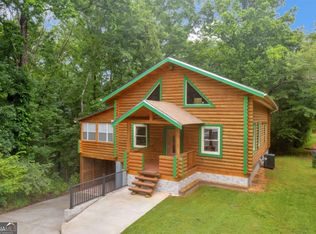 3938 Pointe Dr N, Gainesville, GA 30506