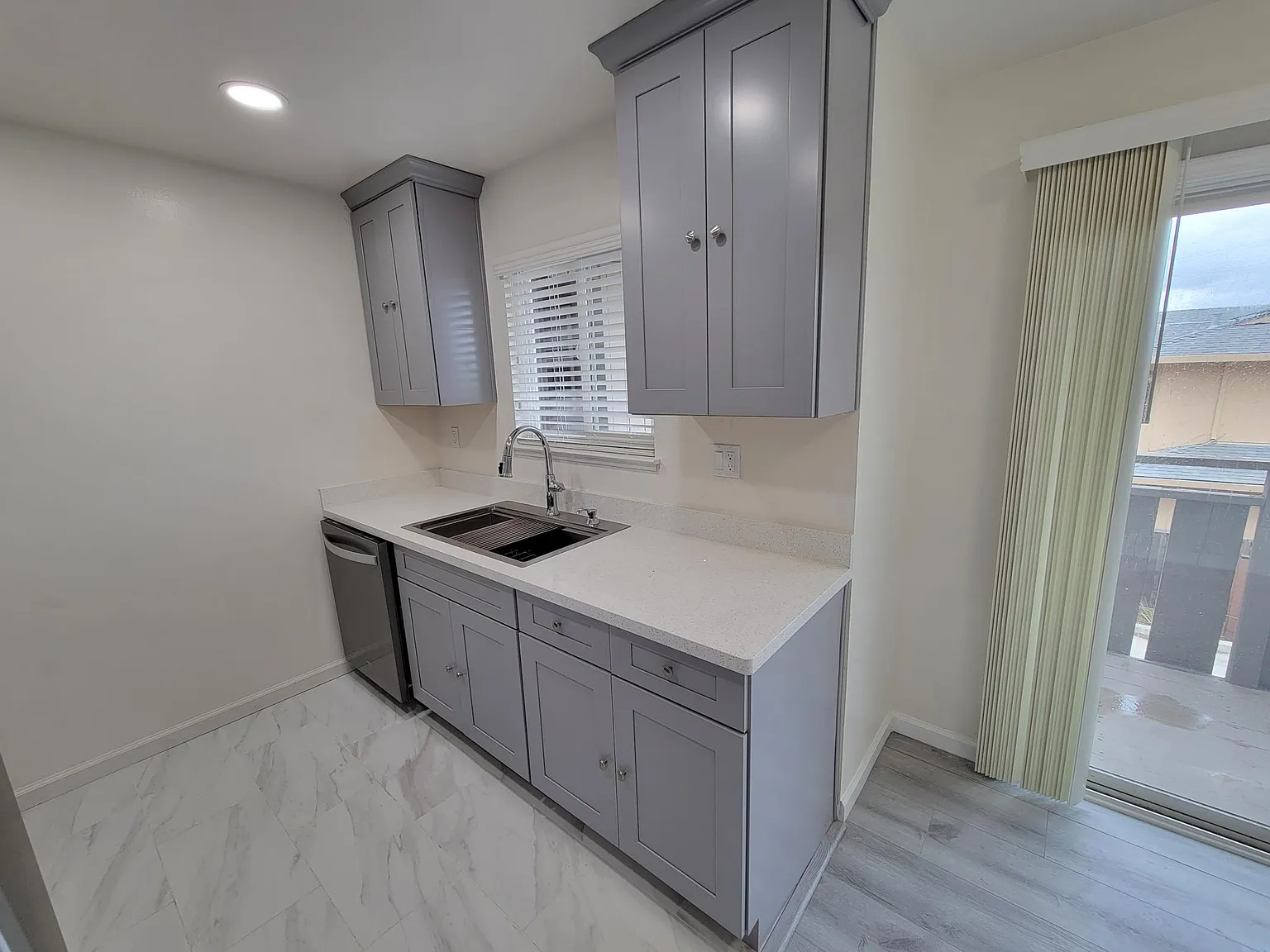 10315 Alpine Dr — Photo 4