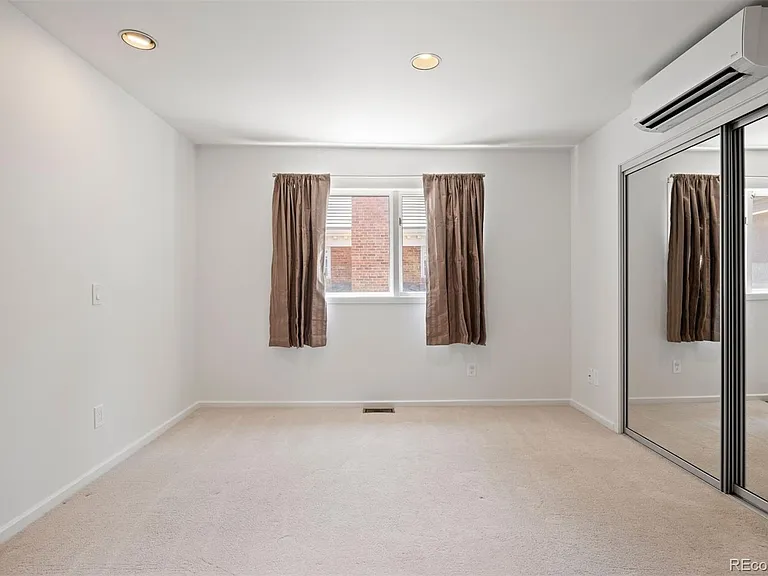 290 Madison St — Photo 27