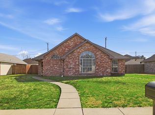1302 Old Knoll Dr, Wylie, TX 75098
