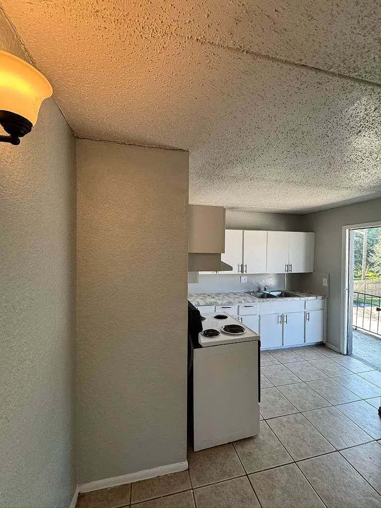 5141 Shenandoah Ave — Photo 4