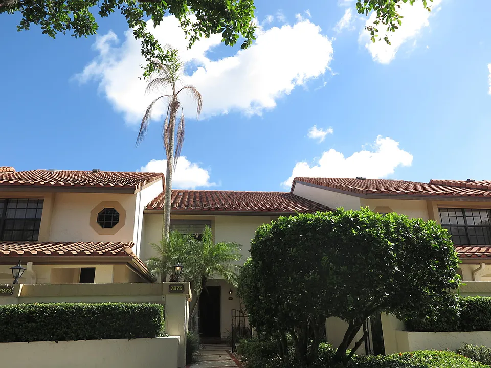 7875 La Mirada Dr