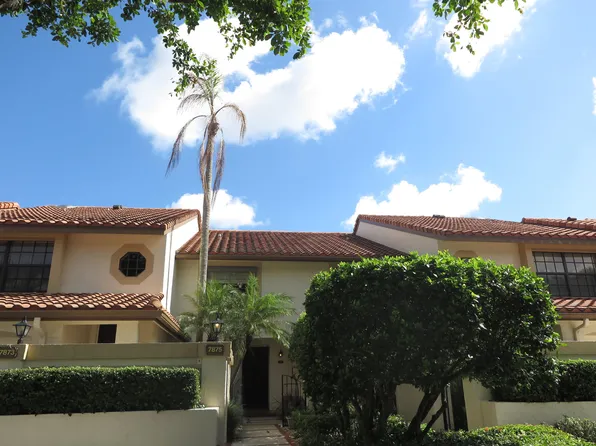 7875 La Mirada Dr, Boca Raton, FL 33433