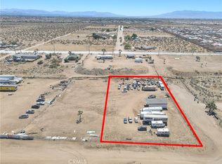 11525 Cactus Rd, Phelan, CA 92371