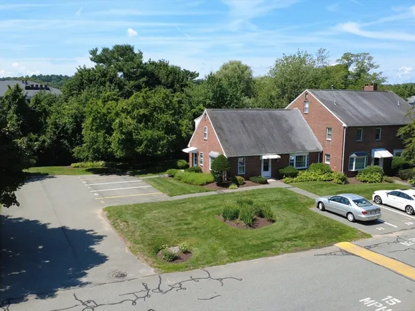 31 Frances Dr #31-D-1, Stoughton, MA 02072
